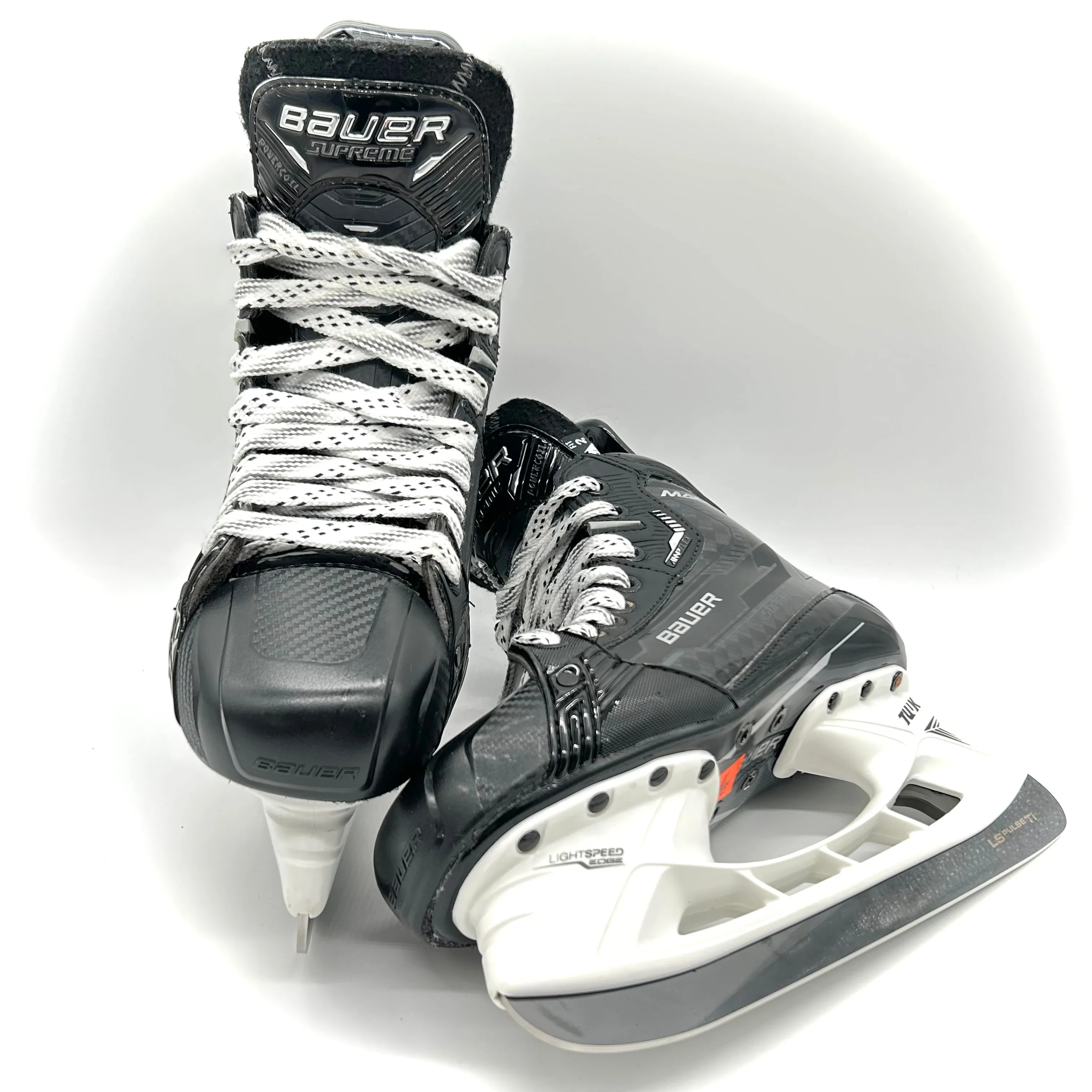 Bauer Supreme Mach - Pro Stock Hockey Skates - Size 5 Fit 2