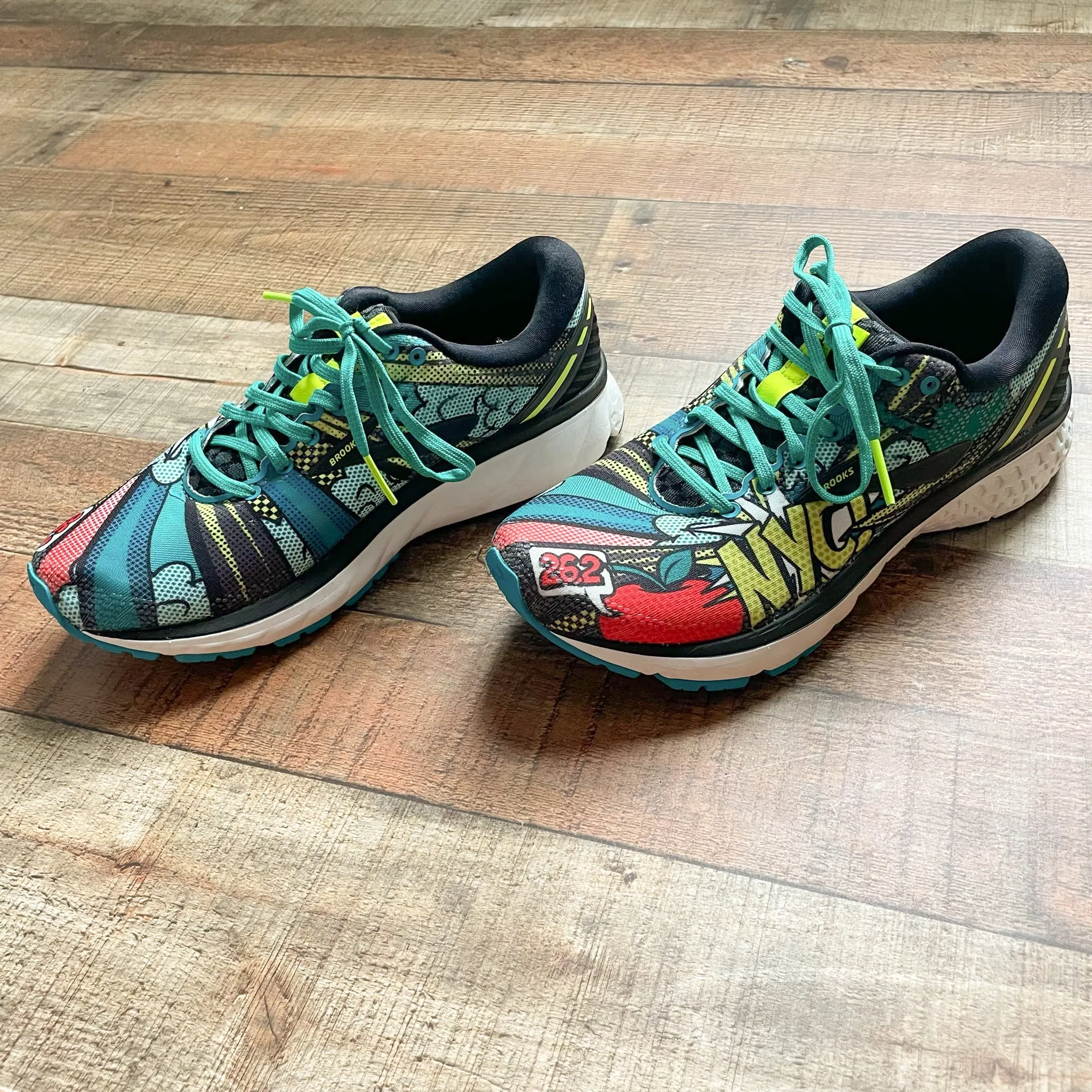 Brooks Ghost 11 NYC Pop Art Sneakers- Size 8 (LIKE NEW CONDITION)