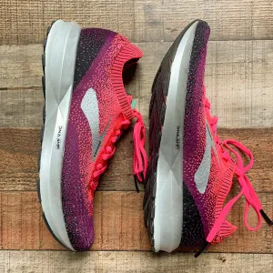 Brooks Levitate 2 Hot Pink/Purple Sneakers- Size 8 (BRAND NEW CONDITION)