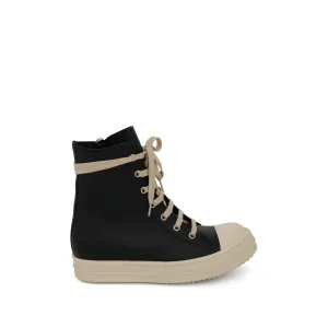 High Sneaker in Black/Milk