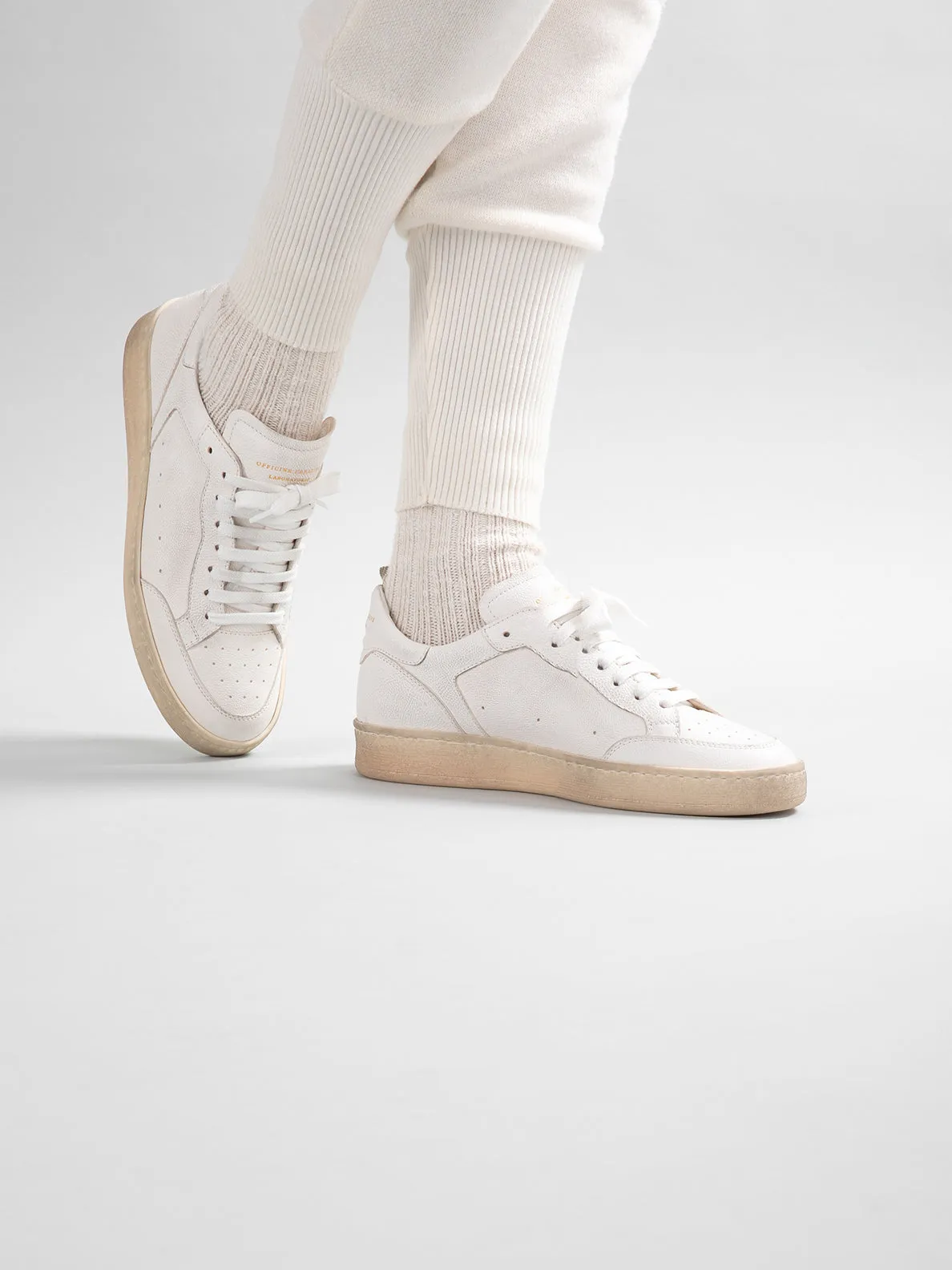 MAGIC 101 - White Leather Low Top Shoes