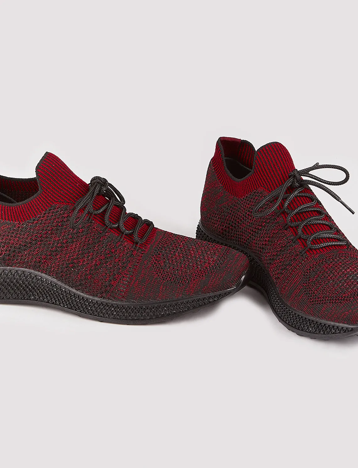 Men Burgundy Knit Lace Up Sneakers