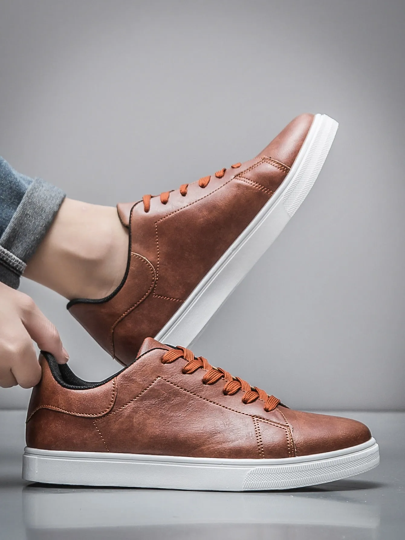 Men Minimalist Lace-Up Front Skate Shoes, Sporty Outdoor Sneakers, Shoes For Men