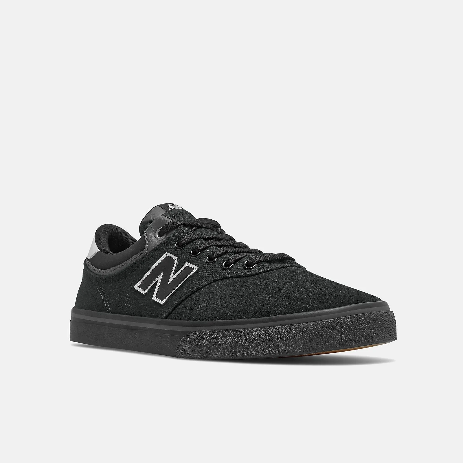 NEW BALANCE 255 BLACK/WHITE