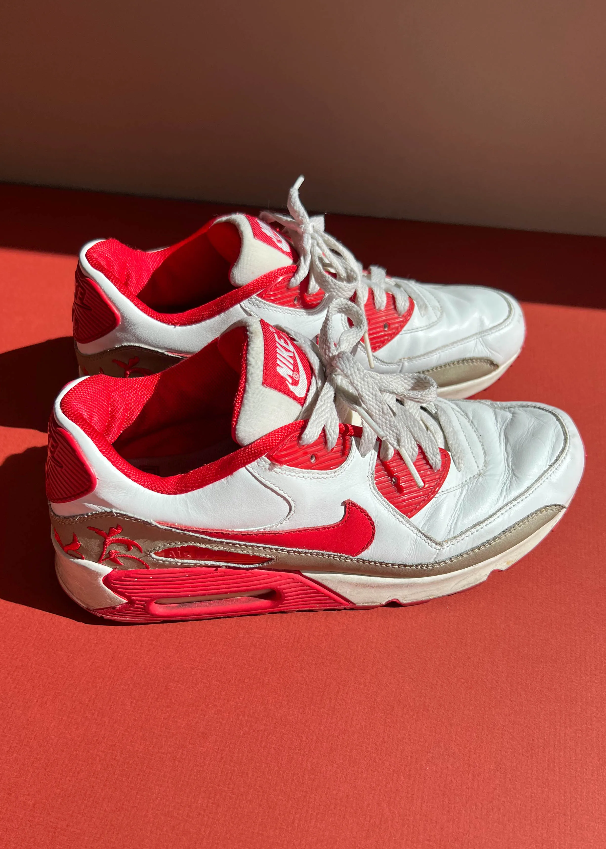 Red & White 90’s Nike Air Max (9)