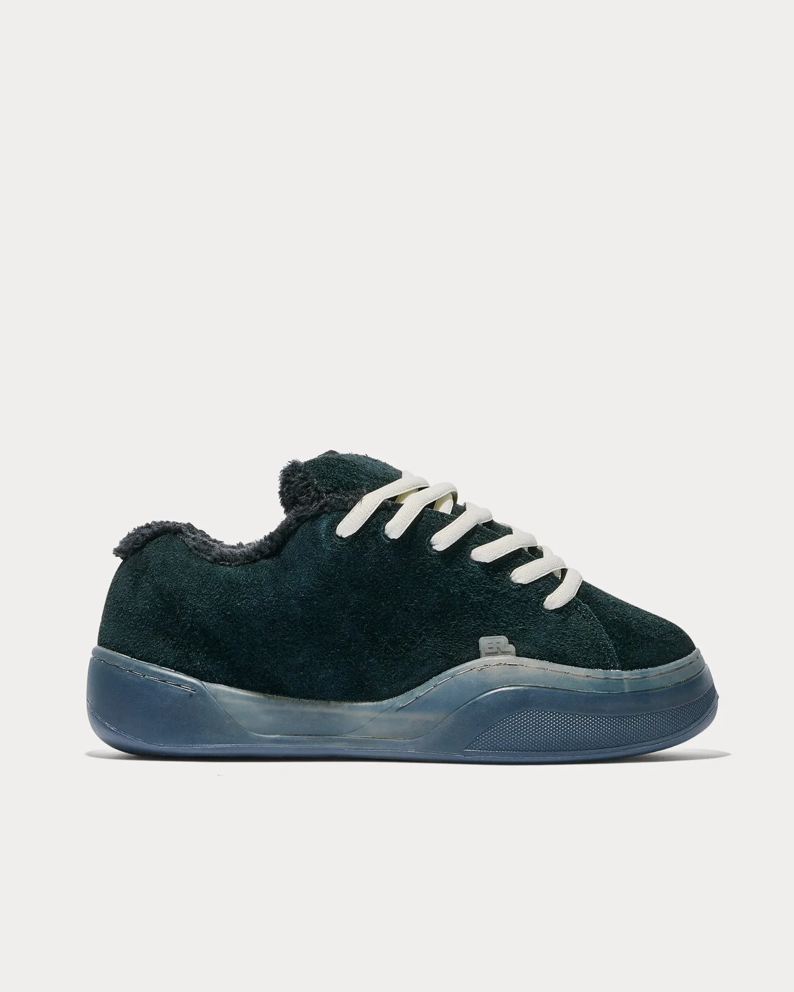 Vamps Skate Pirate Black Low Top Sneakers