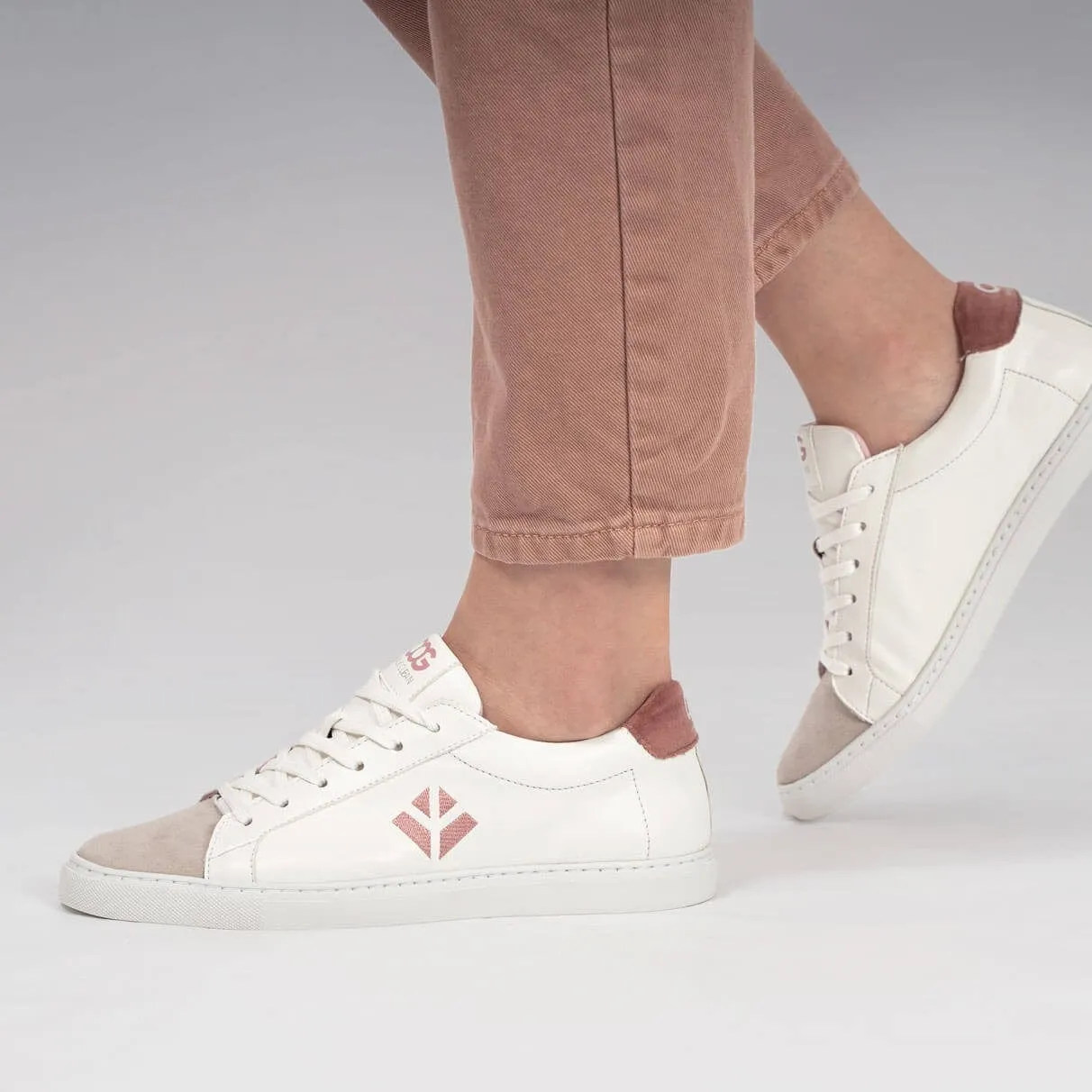 Winton Women's Vegan Sneakers | White & Pink