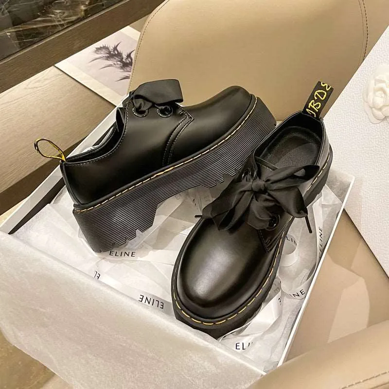 Women's Platform Leather Shoes with Ribbon